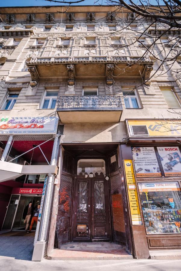 The Nest In Downtown Будапеща Екстериор снимка